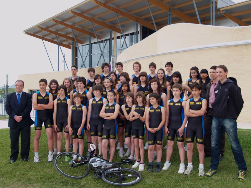 Presentaci&oacute;n del Hiruki - Valle de Eg&uuml;&eacute;s